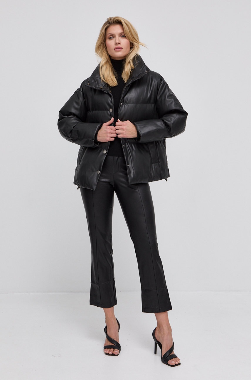 

Куртка Guess колір чорний зимова