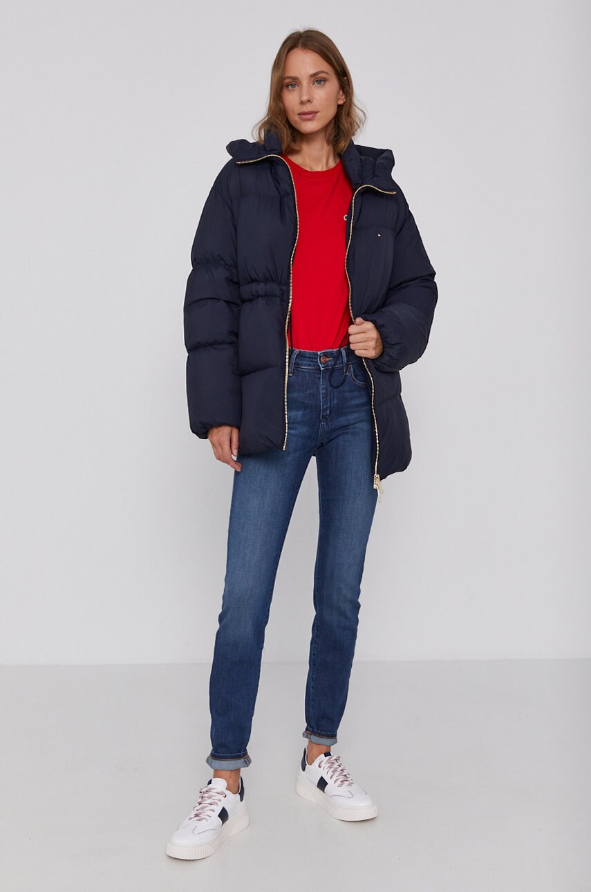 

Пуховая куртка Tommy Hilfiger женская цвет синий зимняя