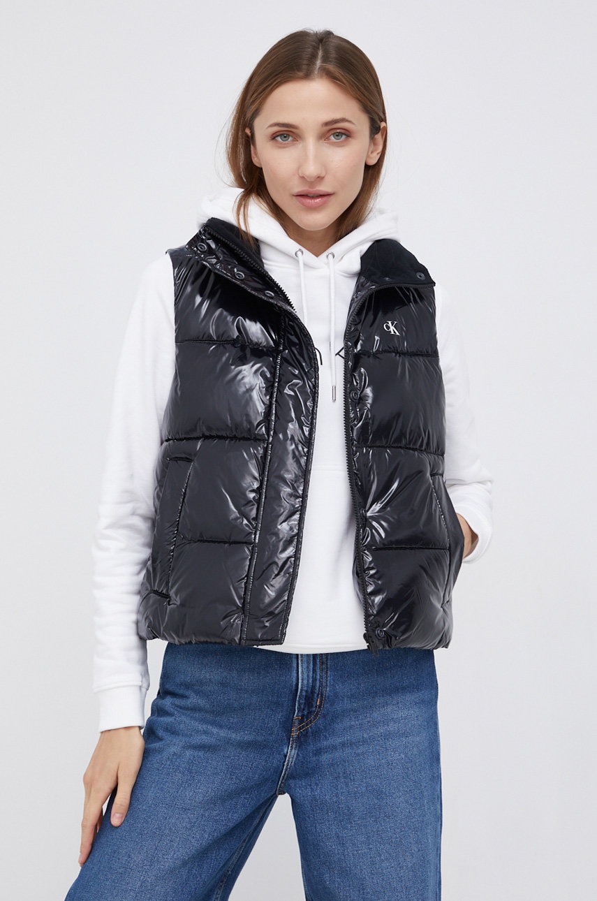 

Елек Calvin Klein Jeans дамски в черно със зимна изолация, Черен