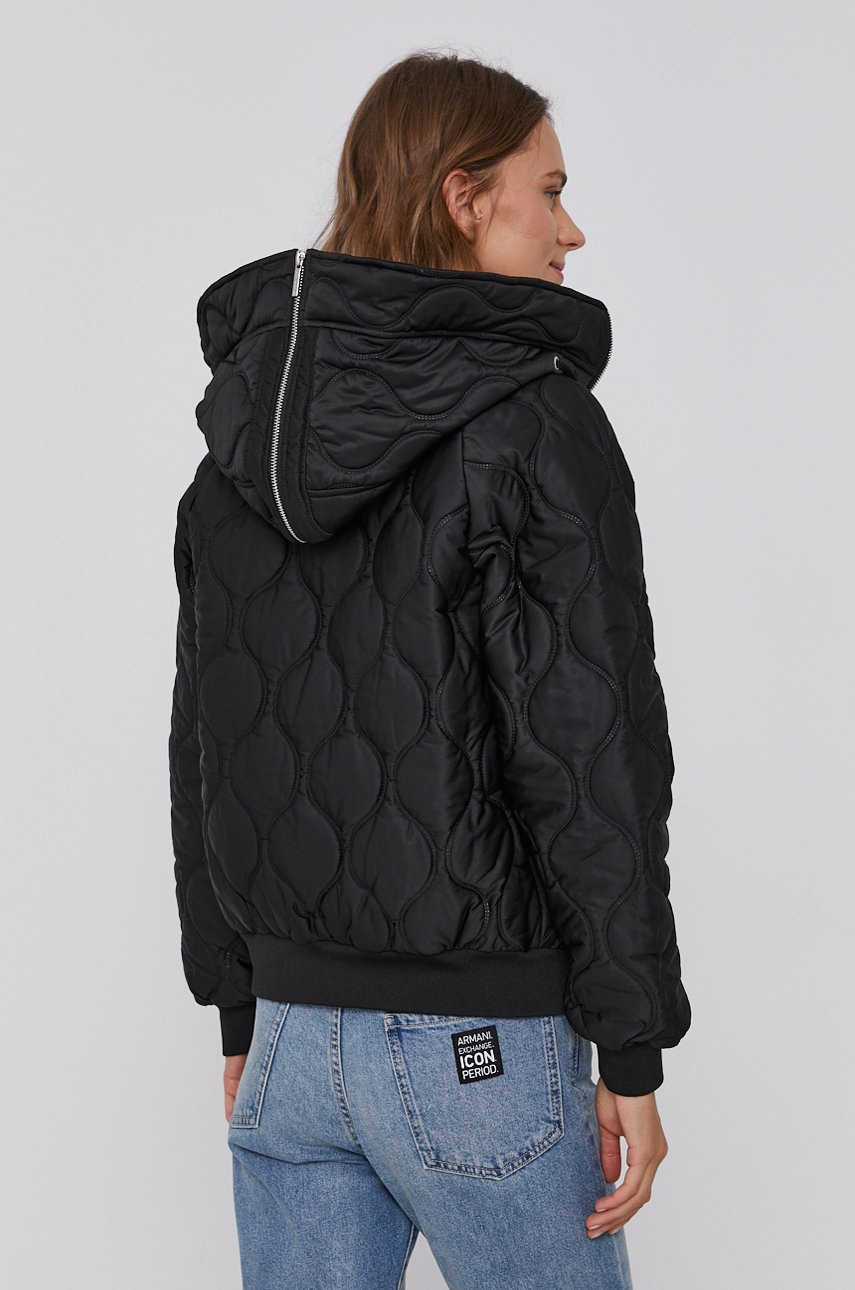

Куртка Armani Exchange женская цвет чёрный зимняя