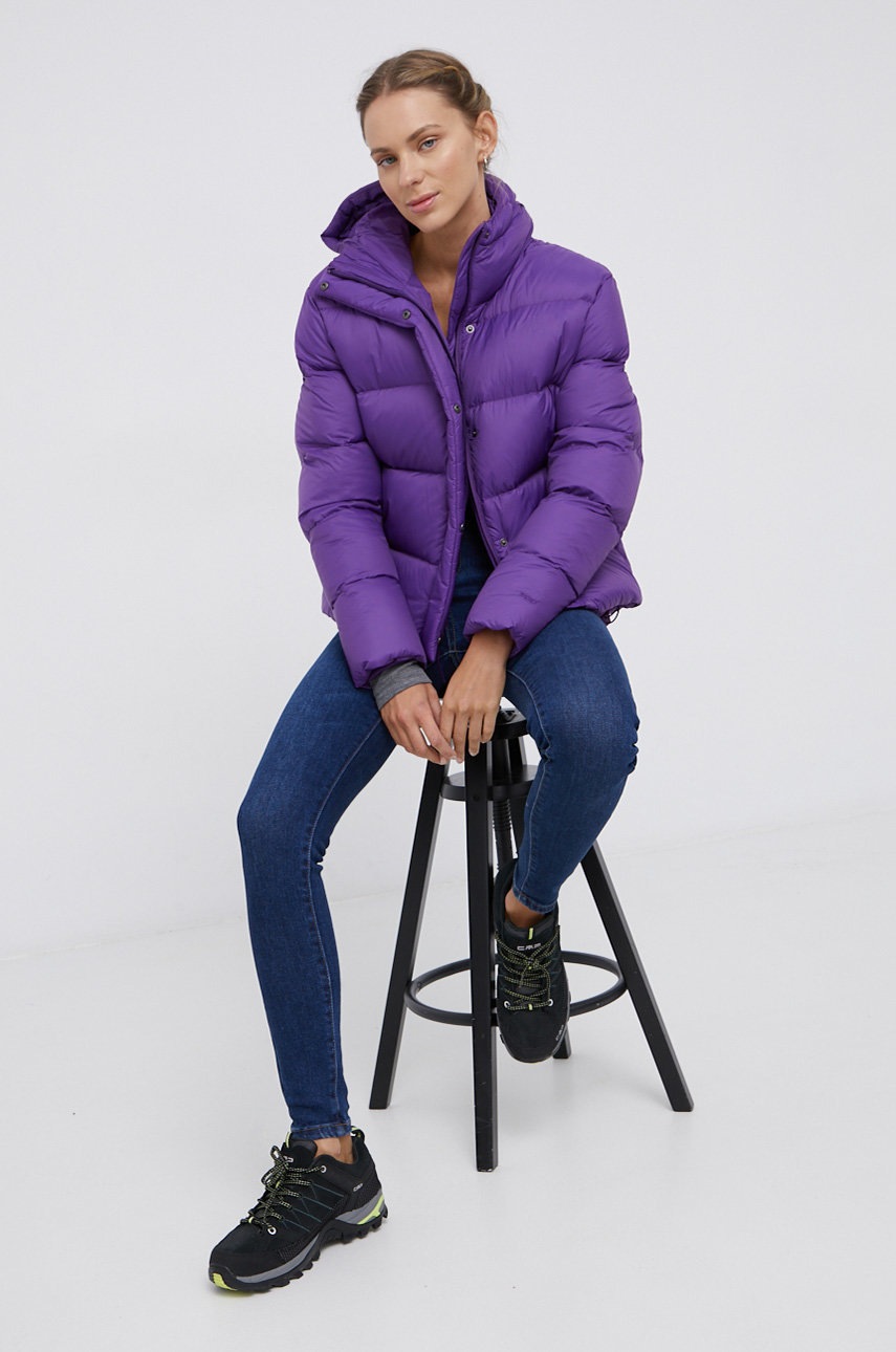

Пуховая куртка The North Face женская цвет фиолетовый зимняя