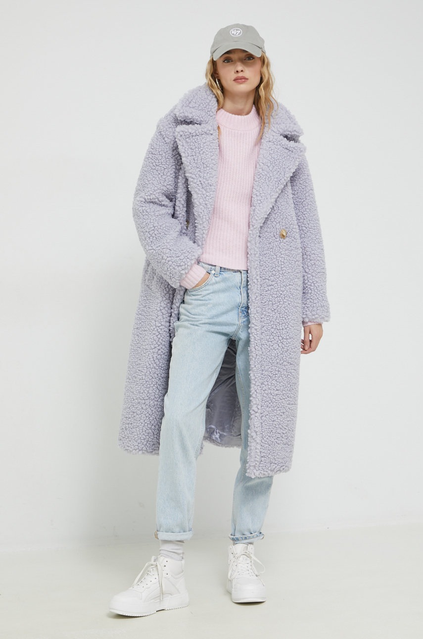 

Пальто UGG женский цвет фиолетовый переходной двубортный