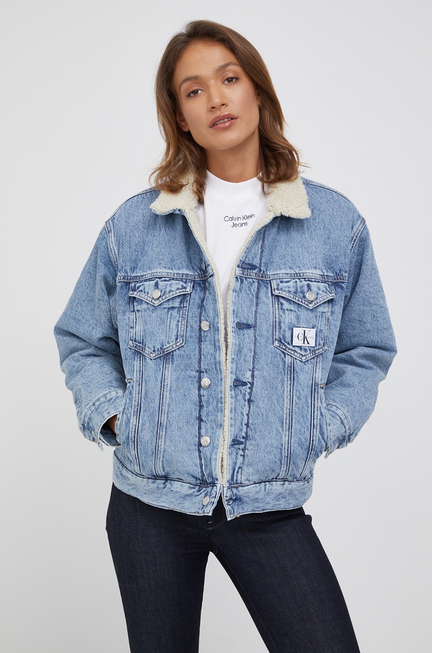 

Дънково яке Calvin Klein Jeans дамска с преходна изолация с уголемена кройка, Син