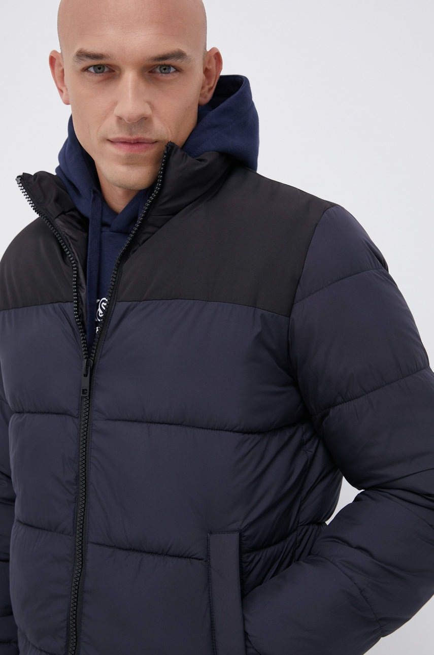 

Яке Jack & Jones мъжко в тъмносиньо със зимна изолация, Тъмносин