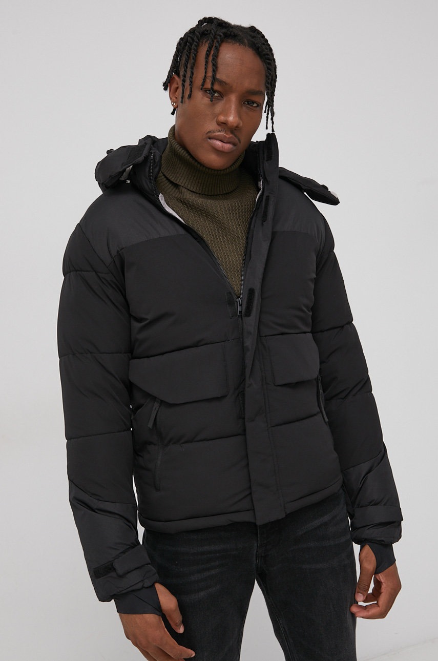 

Яке Jack & Jones в черно със зимна изолация, Черен