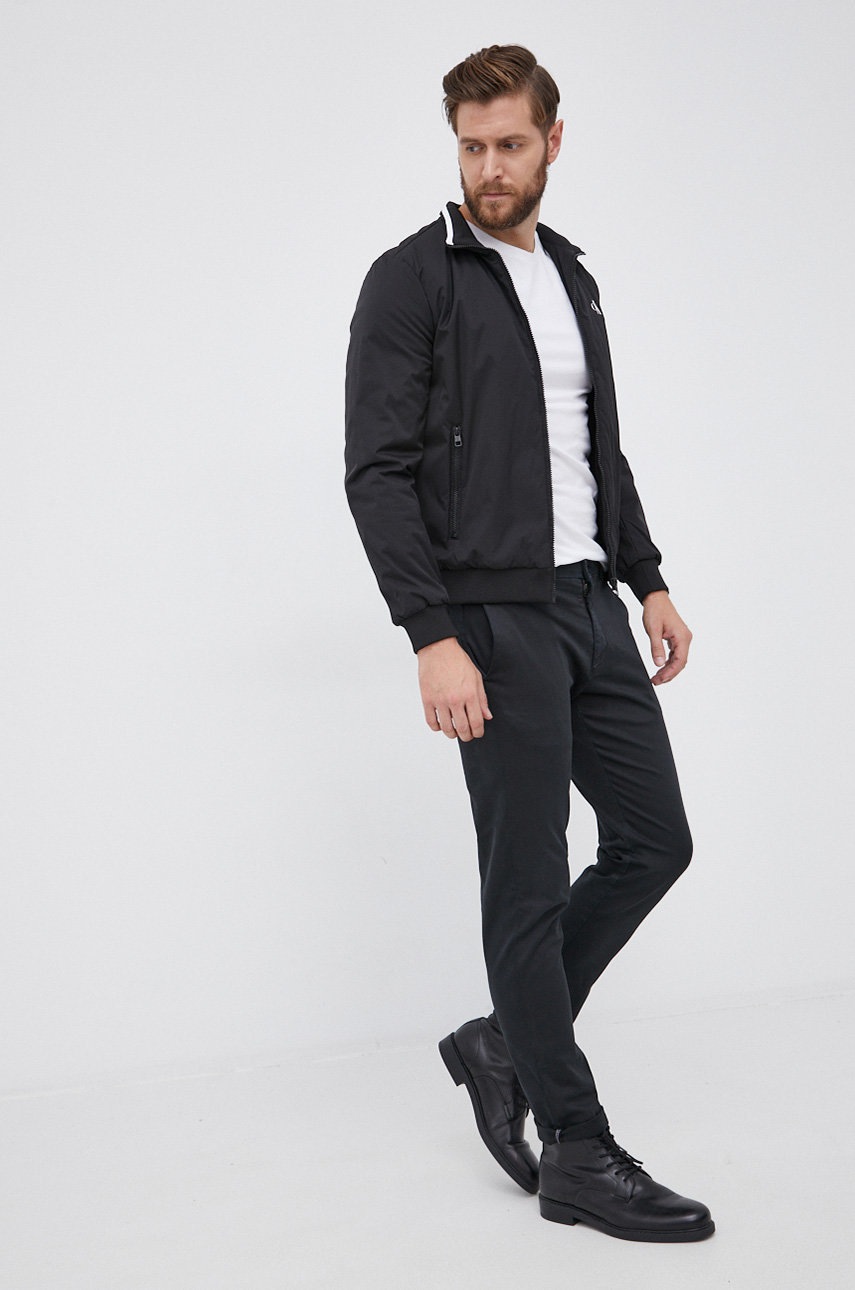 

Яке Calvin Klein Jeans мъжко в черно с преходна изолация, Черен