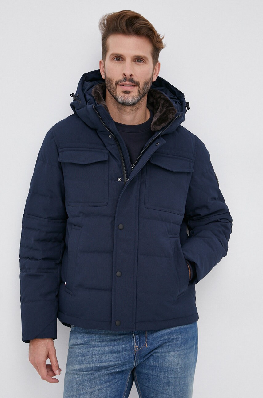 

Яке Tommy Hilfiger мъжко в тъмносиньо със зимна изолация, Тъмносин