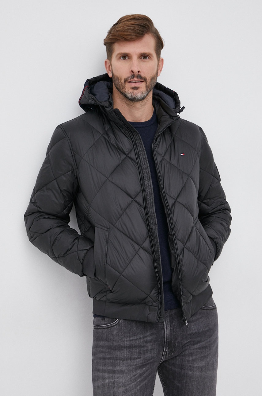 

Яке Tommy Hilfiger мъжко в черно с преходна изолация, Черен
