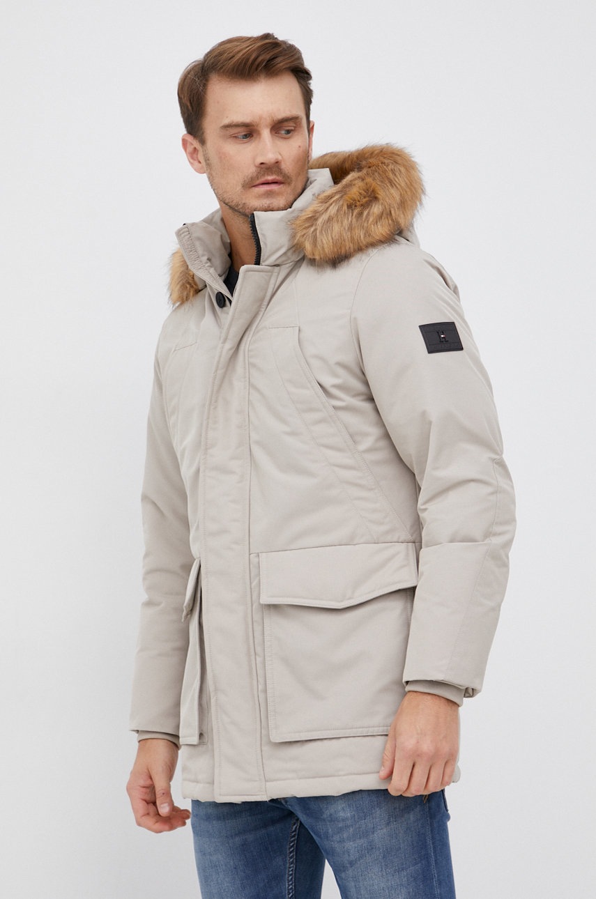 

Пухено яке Tommy Hilfiger мъжко в сиво със зимна изолация, Сив