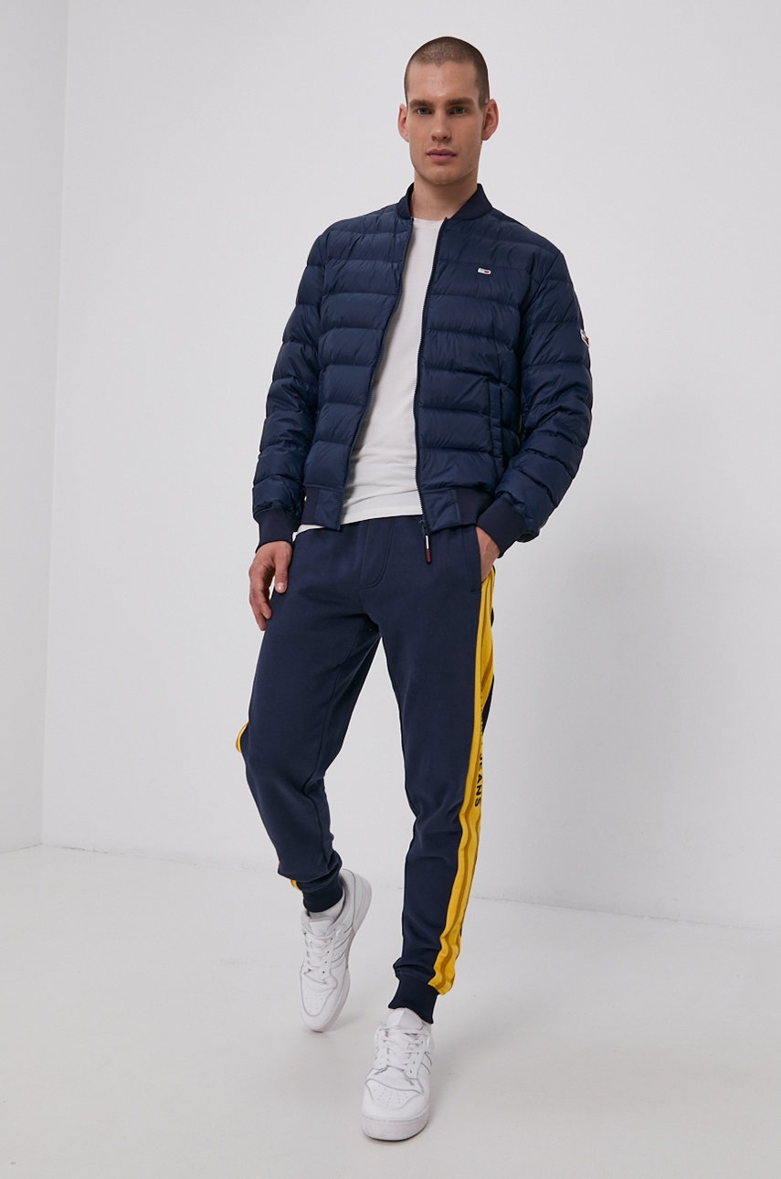 

Пуховая куртка Tommy Jeans мужская цвет синий зимняя