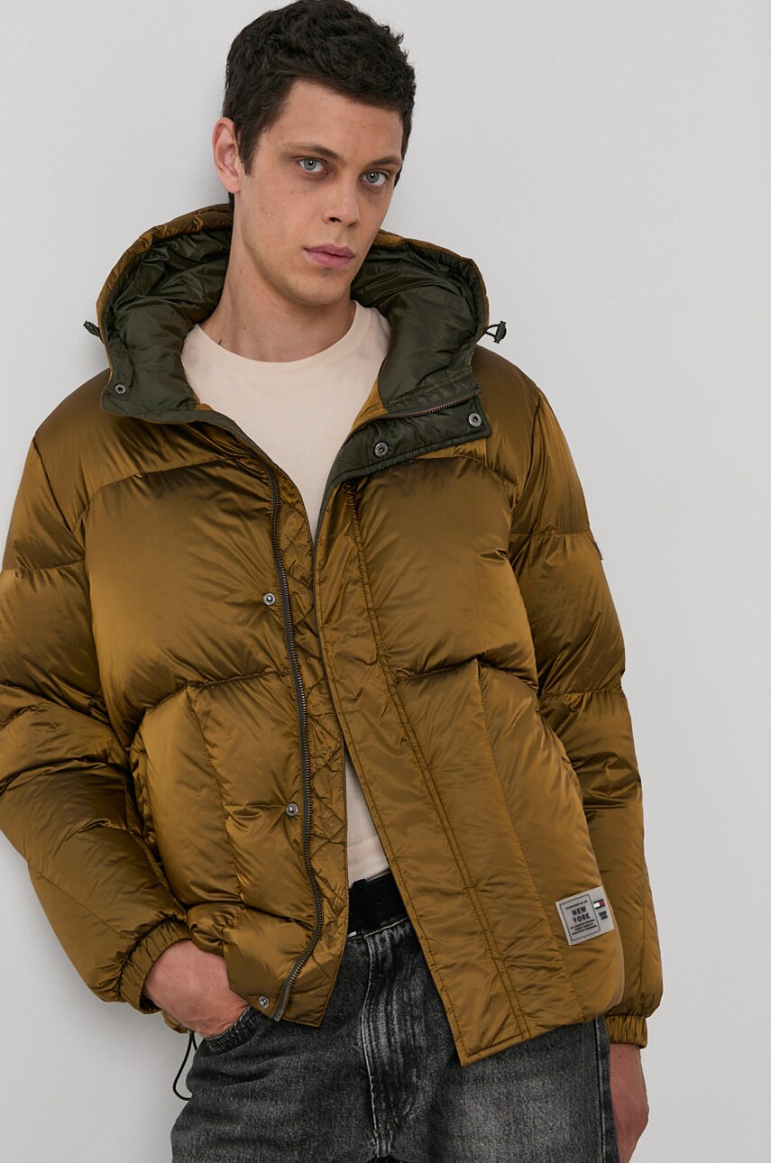 

Пухова куртка Tommy Jeans чоловіча колір жовтий зимова