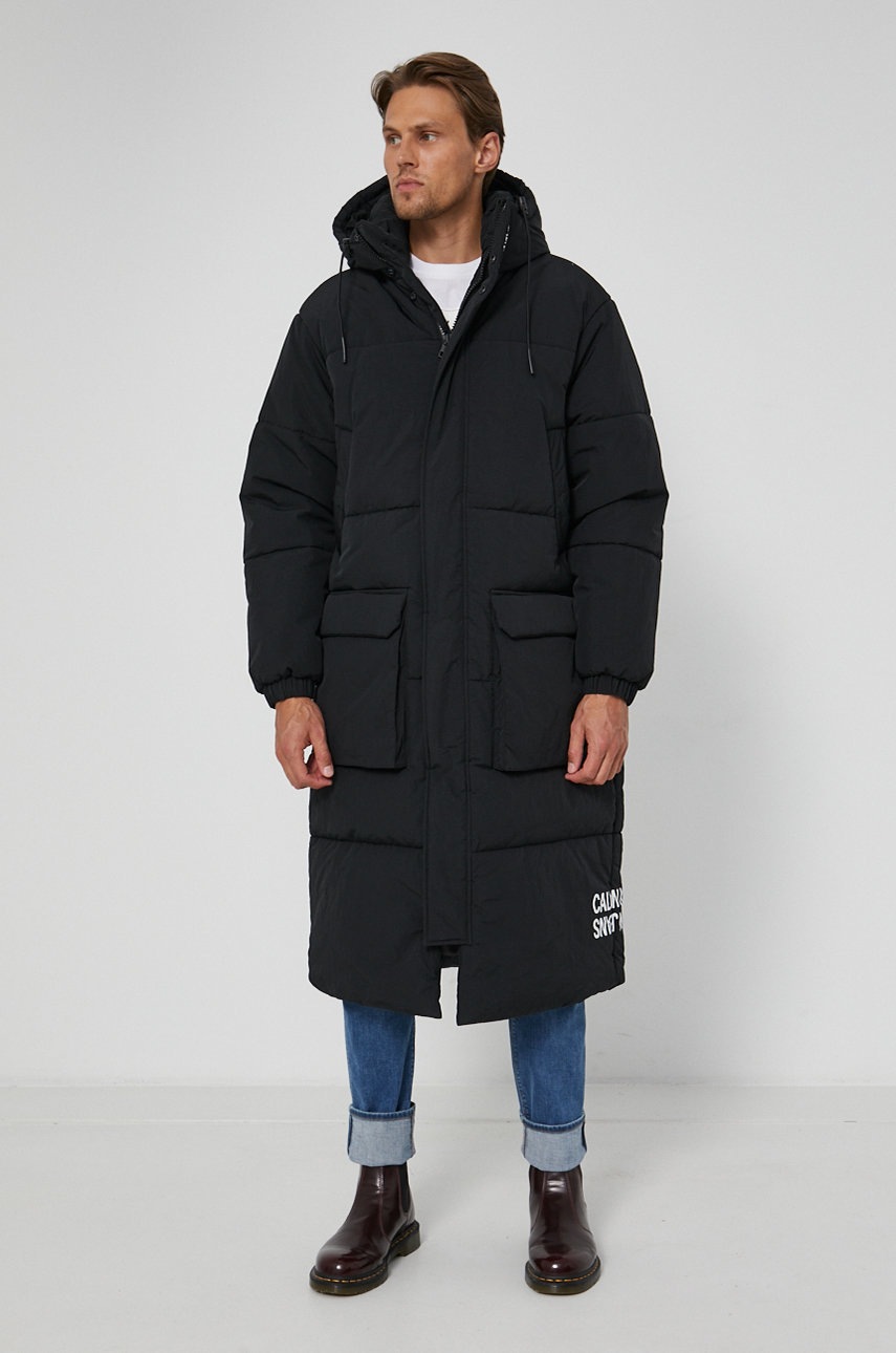

Яке Calvin Klein Jeans мъжко в черно със зимна изолация, Черен