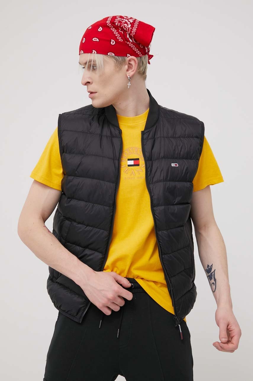 

Tommy Jeans - Пухен елек, Черен