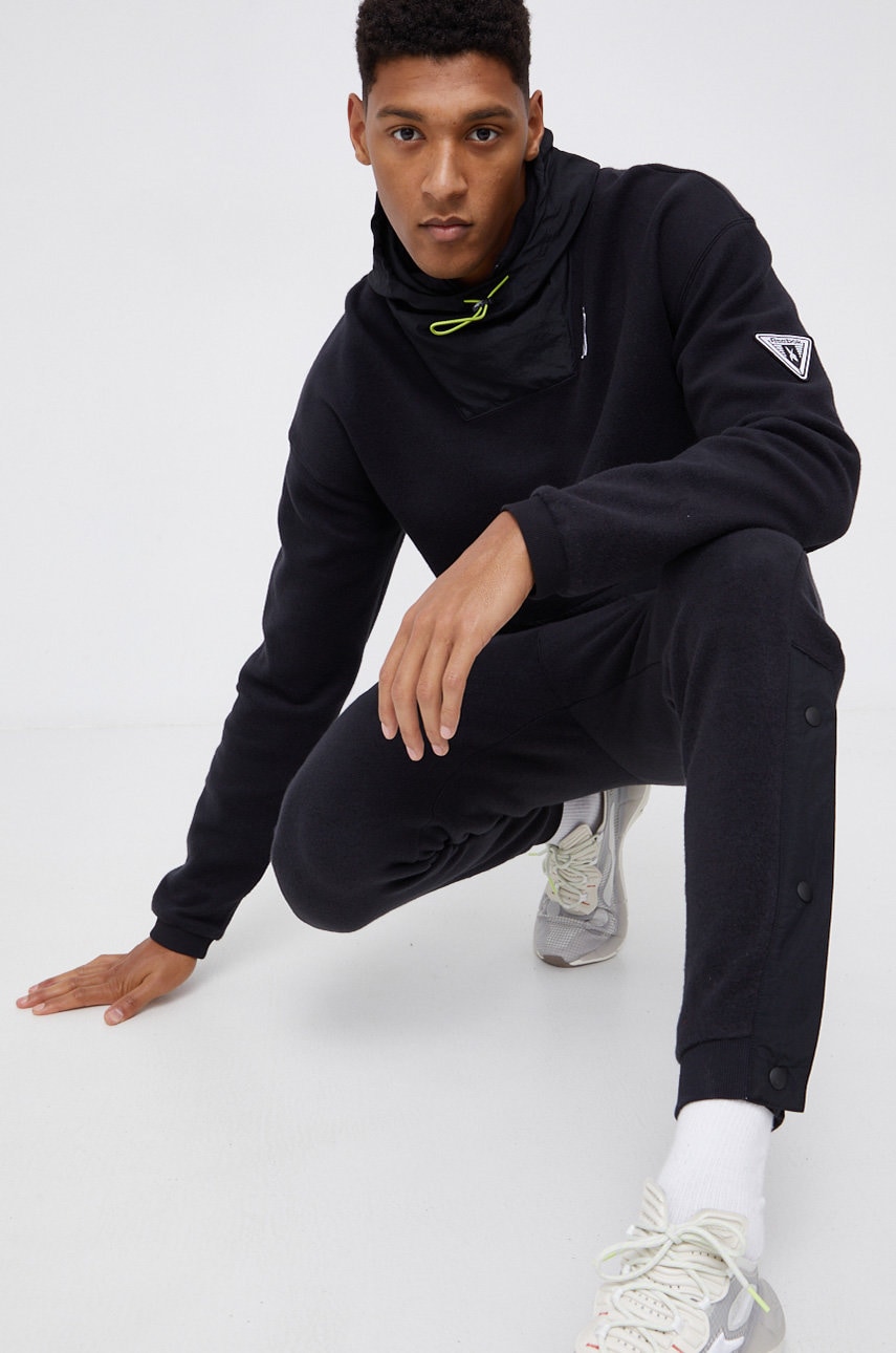 Reebok geacă gt5779 bărbați, culoarea negru, de tranzitie