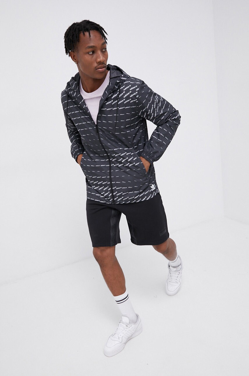 

Куртка adidas Originals H13490 мужская цвет чёрный переходная