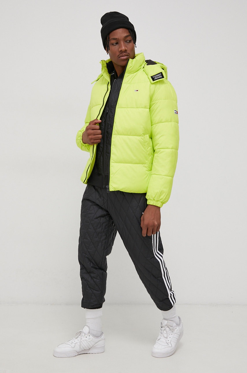 

Куртка-бомбер adidas Originals цвет чёрный переходная