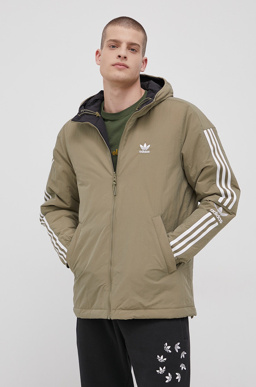 

Яке с две лица adidas Originals мъжко в зелено с преходна изолация, Зелен