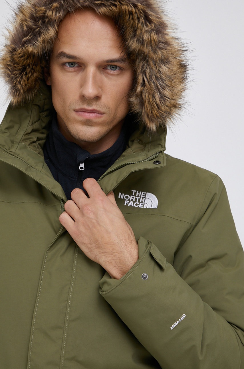 

Яке The North Face мъжко в зелено със зимна изолация, Зелен