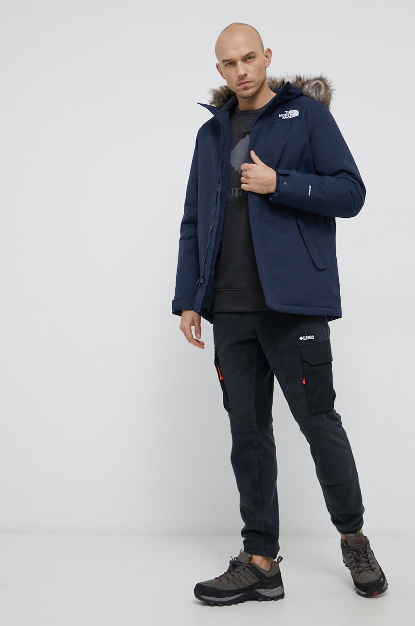

Куртка The North Face чоловіча колір синій зимова