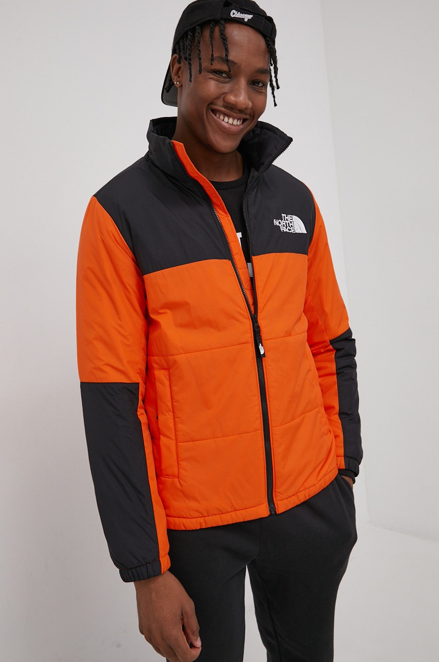 

Яке The North Face в оранжево със зимна изолация, Оранжев