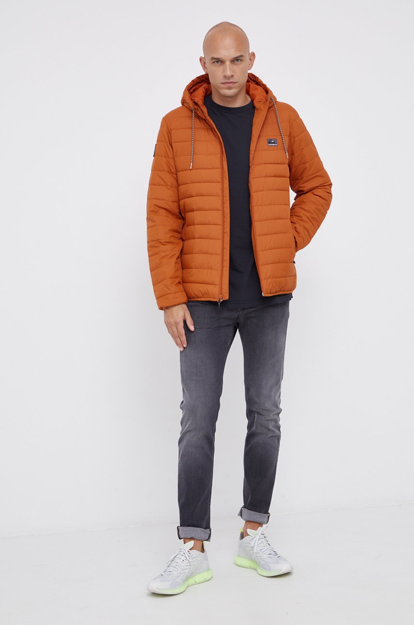 

Спортивная куртка Quiksilver цвет оранжевый зимняя