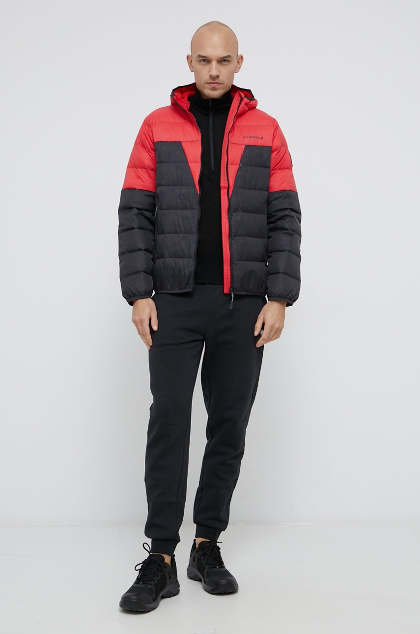 

Спортивна пухова куртка Jack Wolfskin Dna Thundra колір чорний перехідна