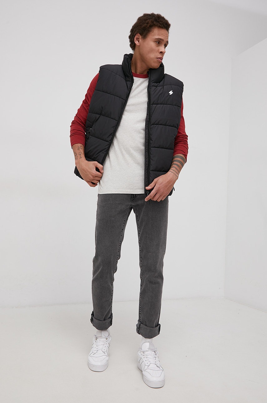 

Безрукавка Superdry мужской цвет чёрный зимний
