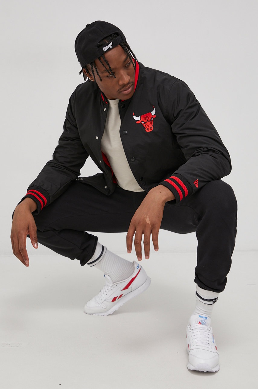 New Era Kurtka bomber kolor czarny przejściowa