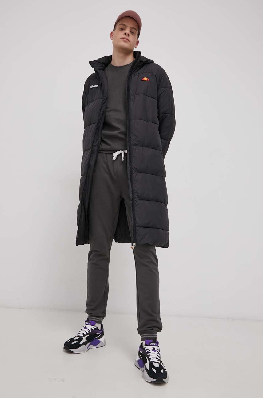 

Яке Ellesse мъжко в черно със зимна изолация, Черен