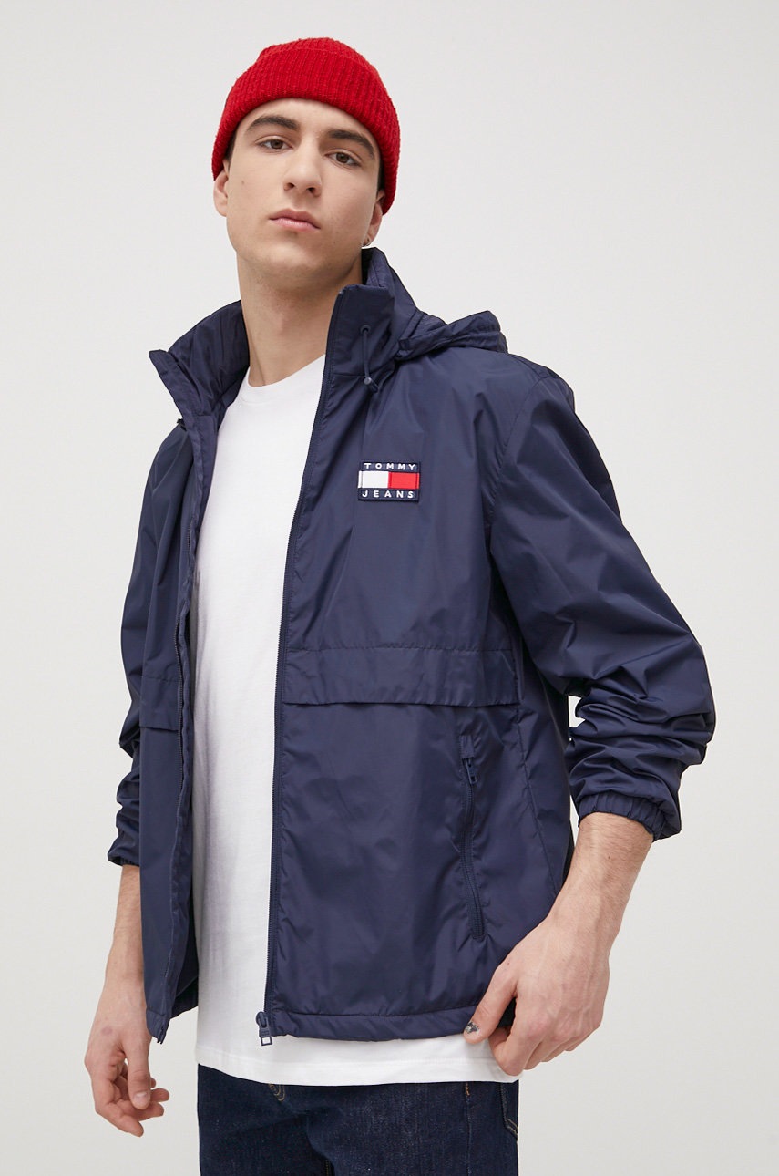 

Яке Tommy Jeans мъжко в тъмносиньо с преходна изолация, Тъмносин