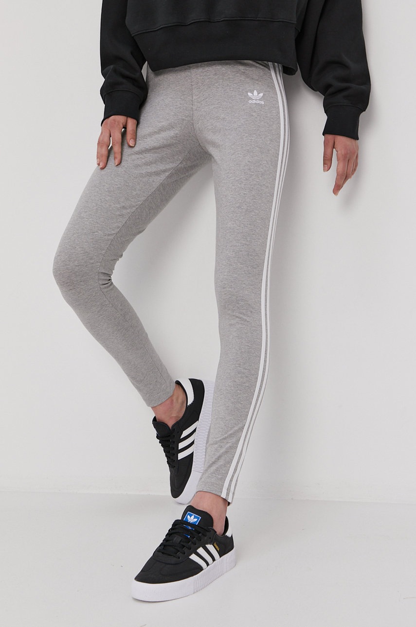 

Легінси adidas Originals жіночі колір сірий гладкі