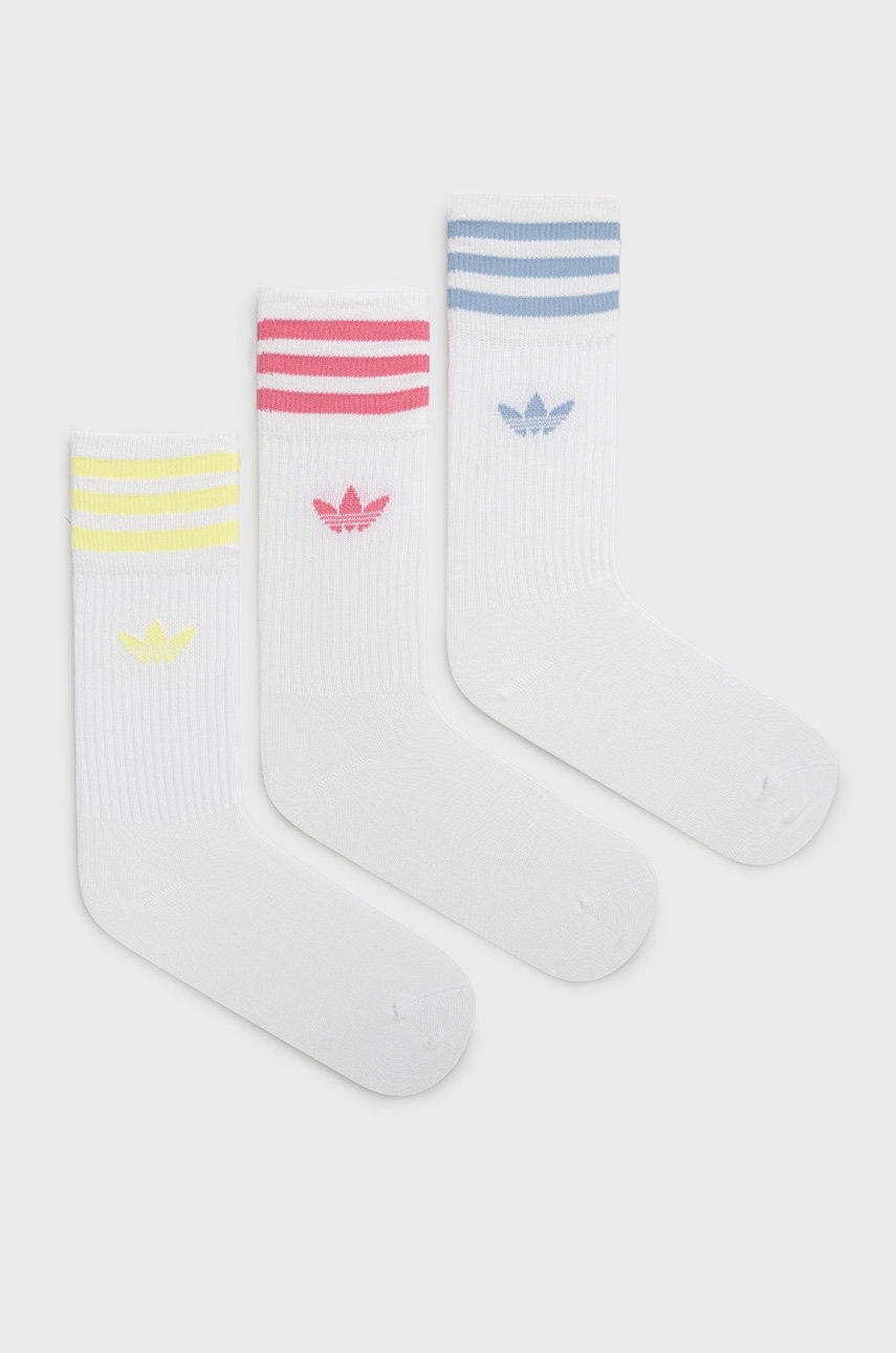 

Чорапи adidas Originals (3 чифта) дамски в бяло, Бял