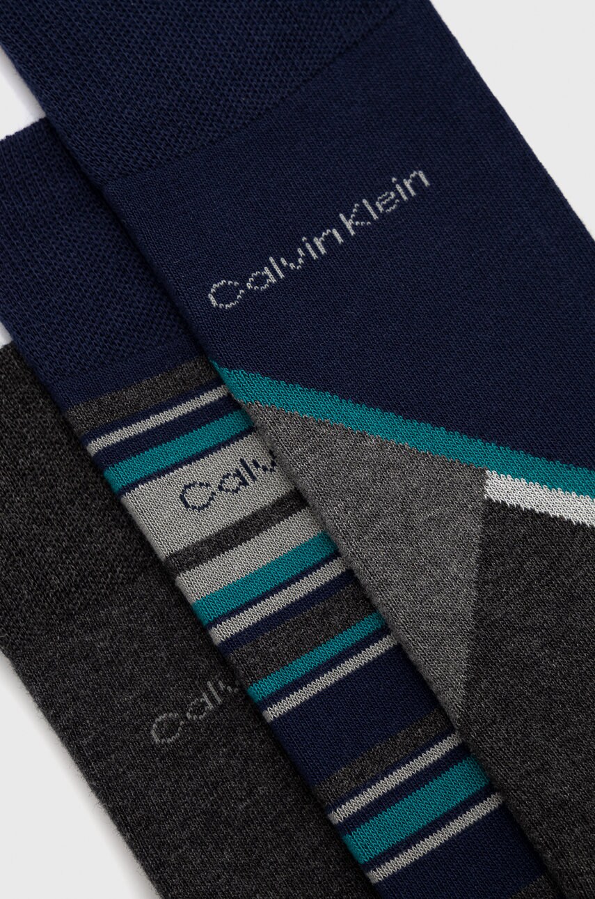 

Носки Calvin Klein мужские цвет серый