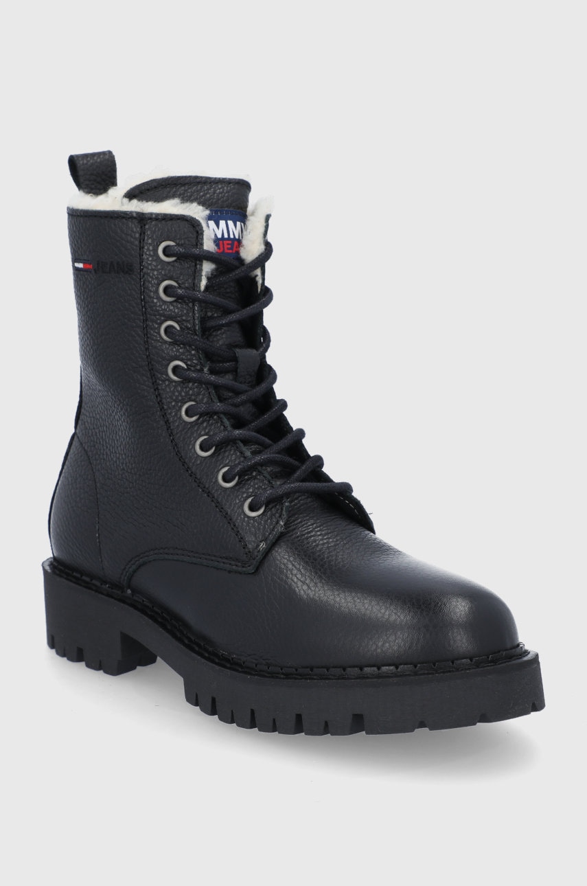 Кожаные полусапоги Tommy Jeans женские цвет чёрный на платформе с утеплением