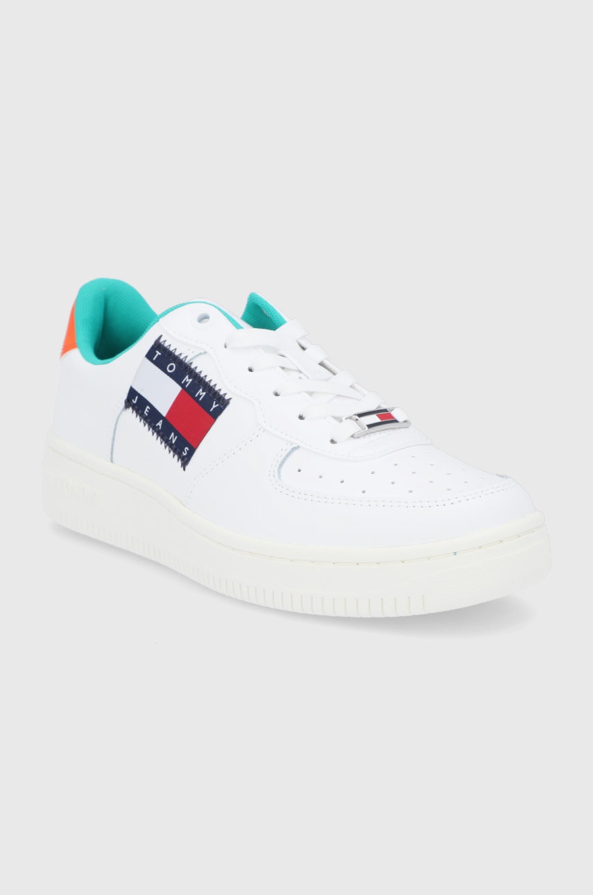 

Ботинки Tommy Jeans цвет белый на плоском ходу