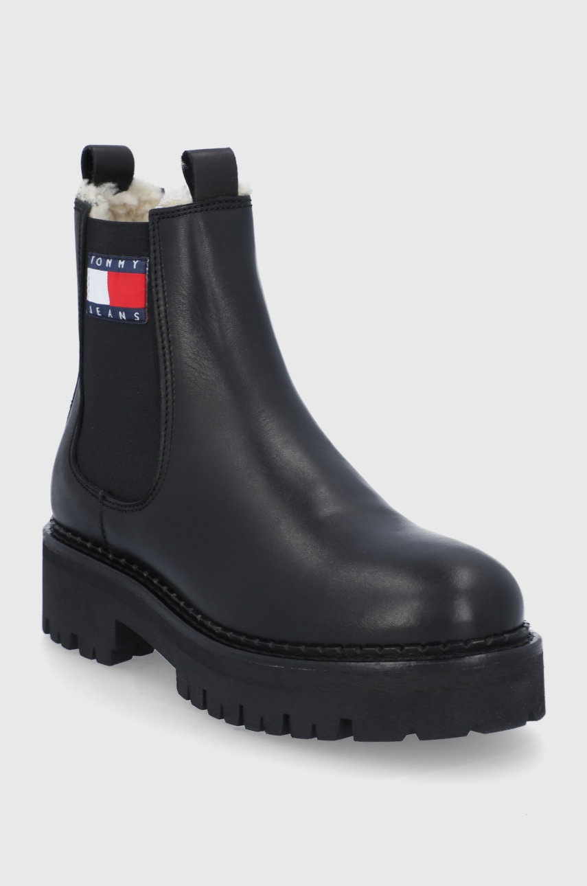 

Шкіряні черевики Tommy Jeans жіночі колір чорний на платформі утеплене