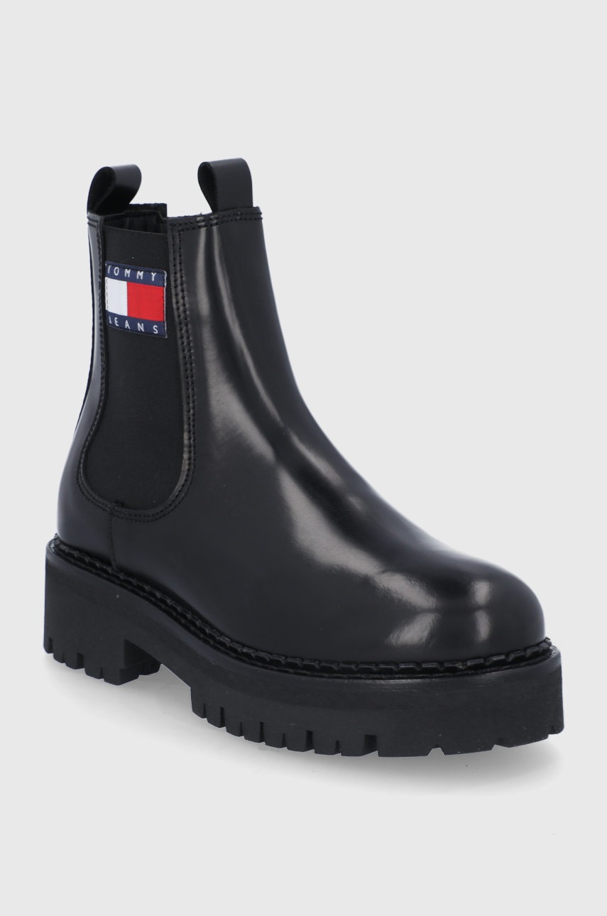 

Шкіряні черевики Tommy Jeans жіночі колір чорний на платформі злегка утеплена