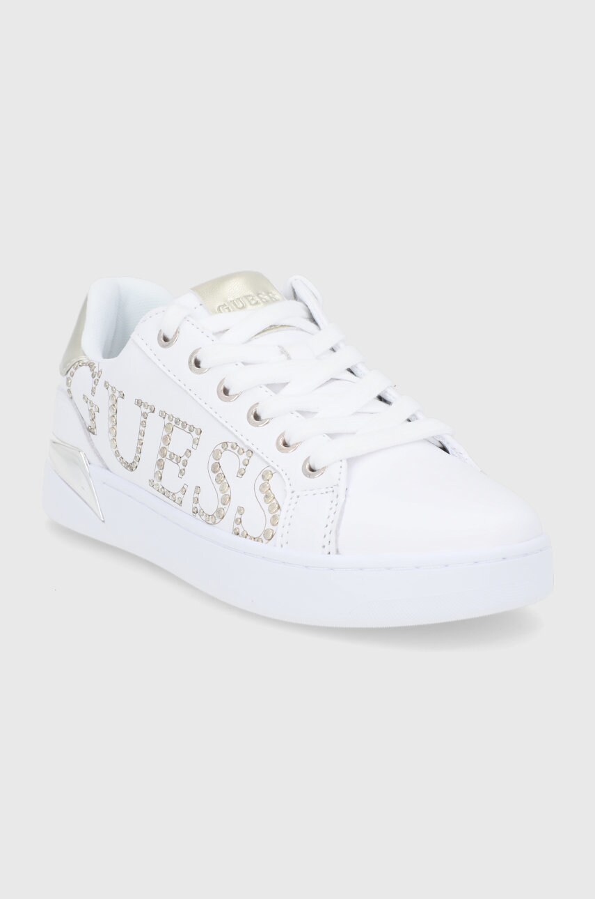 

Ботинки Guess цвет белый на плоском ходу