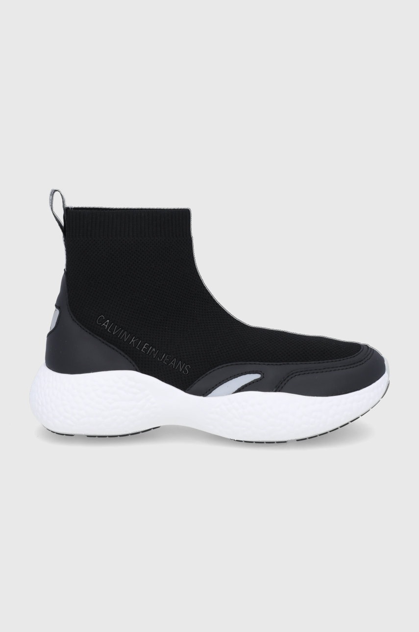 

Обувки Calvin Klein Jeans в черно с платформа, Черен