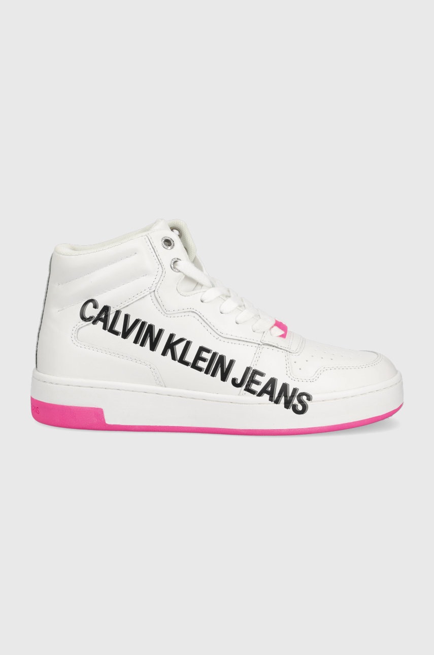 

Кожени маратонки Calvin Klein Jeans в бяло, Бял