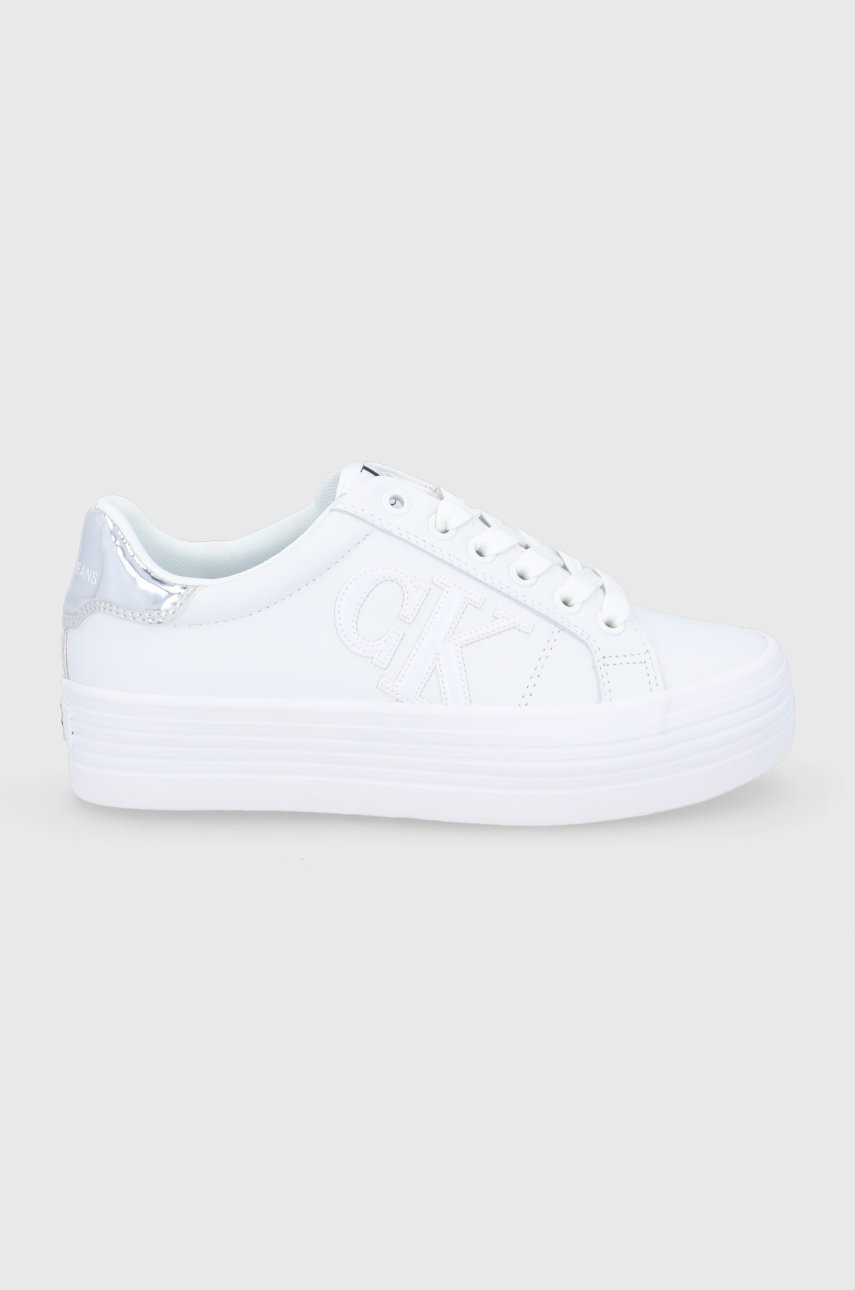 

Кожени обувки Calvin Klein Jeans в бяло с платформа, Бял