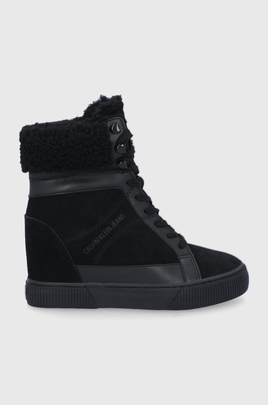 

Обувки Calvin Klein Jeans в черно със скосена платформа, Черен