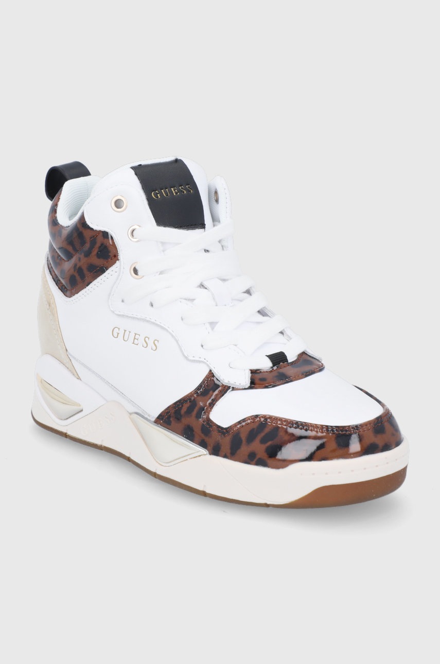 

Высокие ботинки Guess цвет белый на платформе