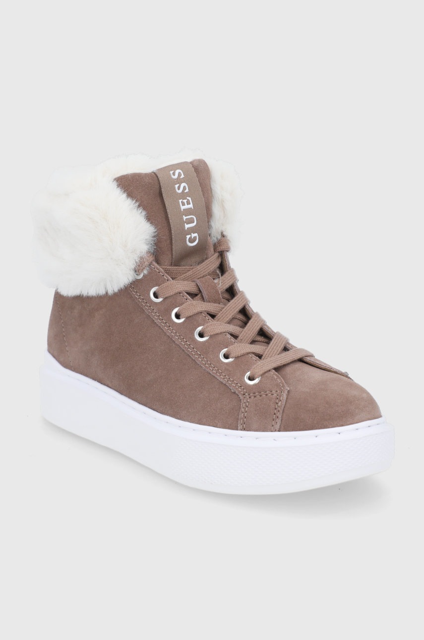 

Черевики Guess колір коричневий на платформі
