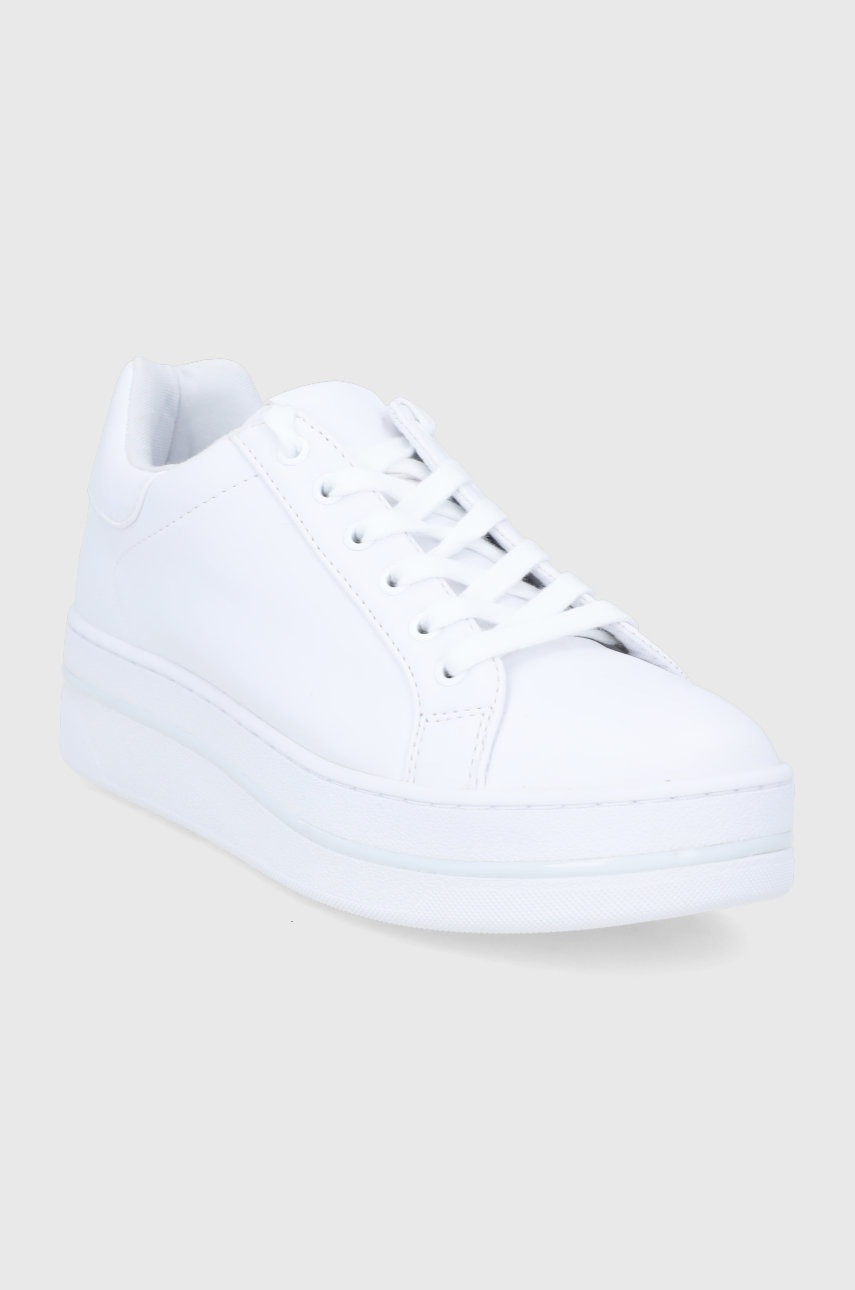 

Ботинки Guess цвет белый на платформе