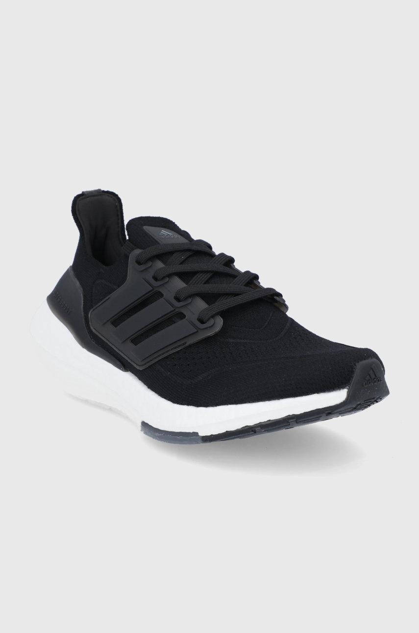 

Черевики adidas Performance колір чорний на плоскому ходу