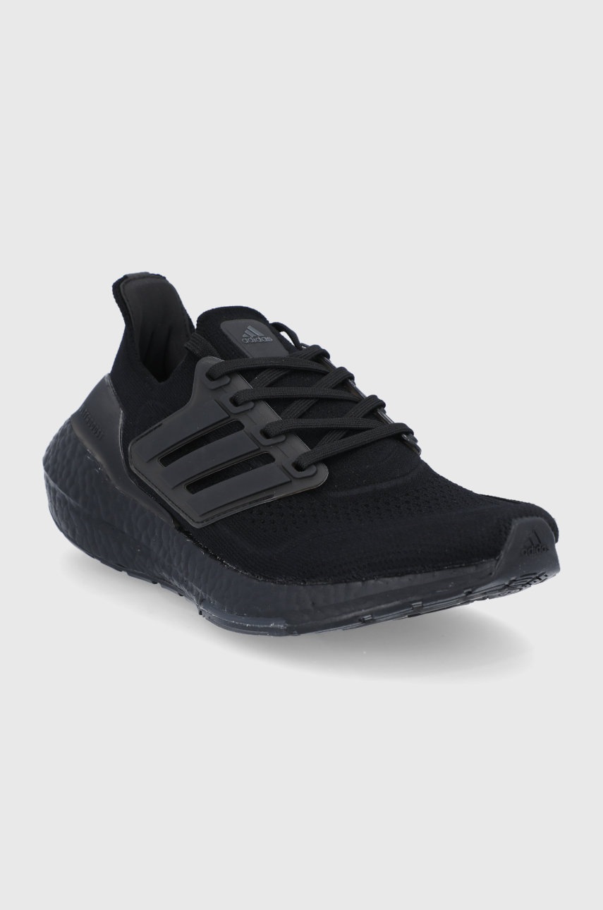 

Черевики adidas Performance FZ2762 колір чорний на плоскому ходу