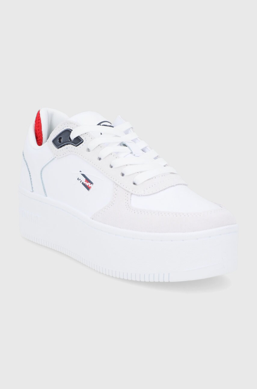 

Кожаные ботинки Tommy Jeans цвет белый на платформе