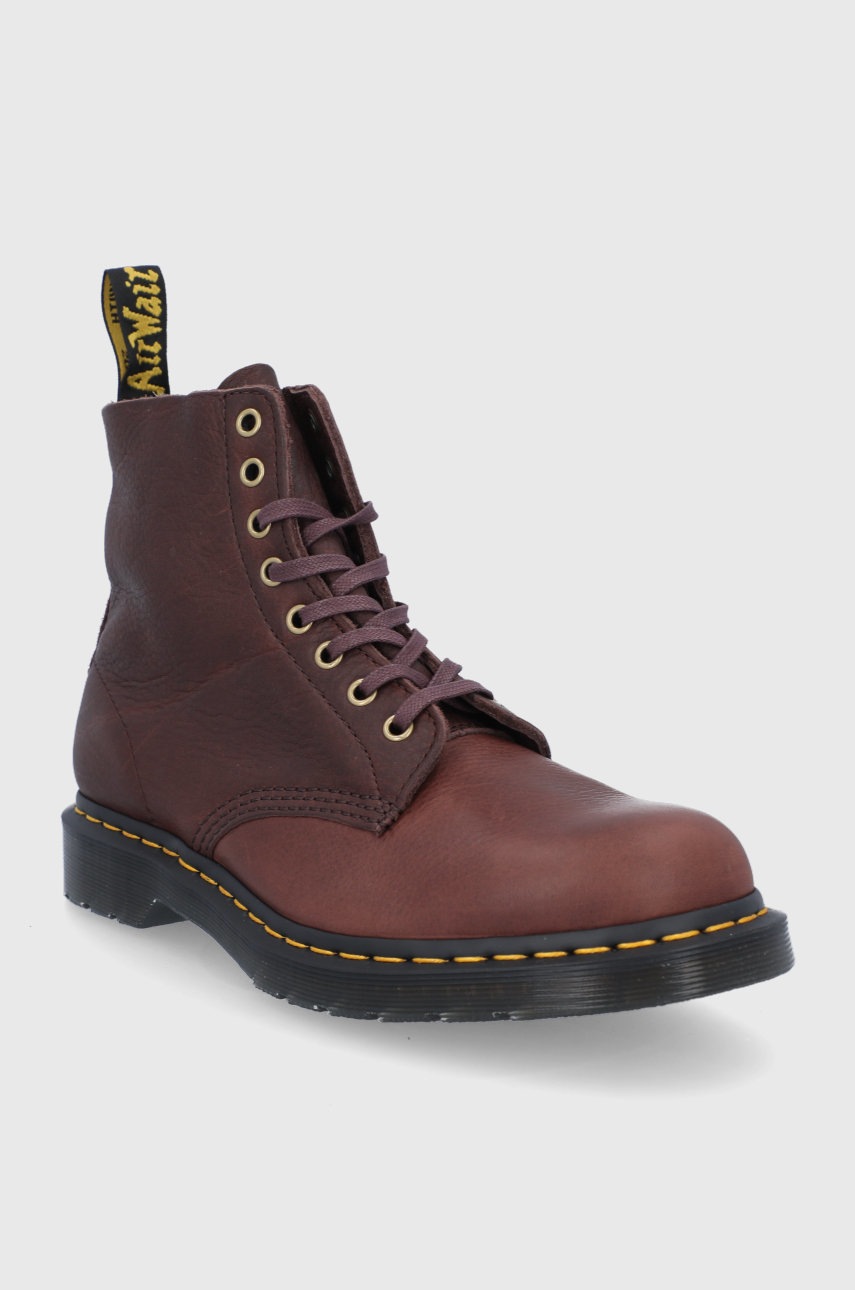 

Кожаные полусапоги Dr. Martens женские цвет коричневый на плоском ходу