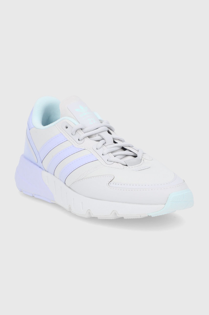 

Ботинки adidas Originals ZX 1K Boost H02937 цвет серый на плоском ходу